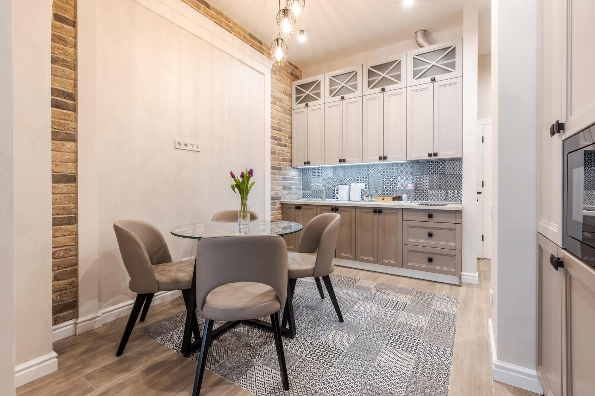 View On Rynok Square Apartments Lviv Extérieur photo